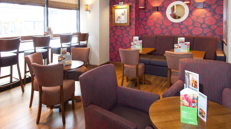 Premier Inn Leeds C. C. (Leeds Arena) Restaurant