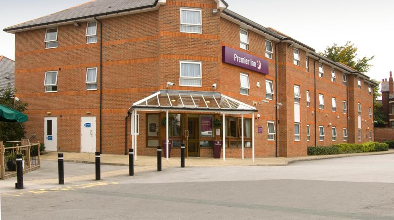 <b>Premier Inn Leeds East Exterior</b>. Images powered by <a href="https://www.leonardoworldwide.com/" title="Leonardo Worldwide" target="_blank">Leonardo</a>.