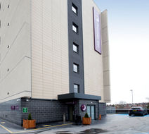 Premier Inn Leeds Headingley Exterior