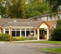 Premier Inn Leicester (Forest East) Exterior
