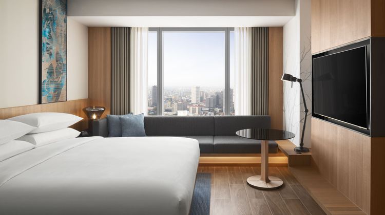 Fairfield by Marriott Phnom Penh Room