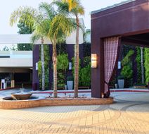 Avenue of the Arts, Tribute Portfolio Exterior