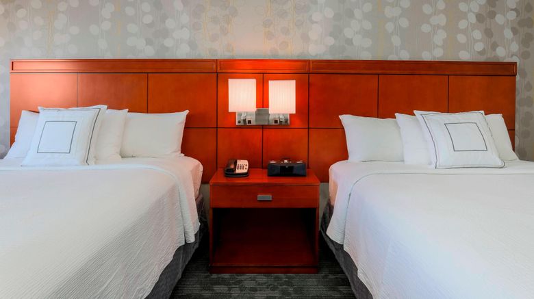<b>Courtyard San Diego Arpt/Liberty Station Room</b>. Images powered by <a href="https://www.leonardoworldwide.com/" title="Leonardo Worldwide" target="_blank">Leonardo</a>.