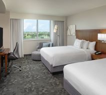 Courtyard by Marriott Miami Airport Room