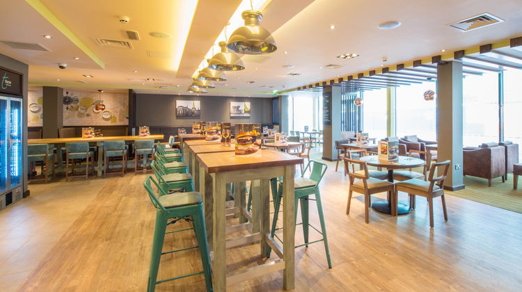 Premier Inn Lichfield City Centre Restaurant