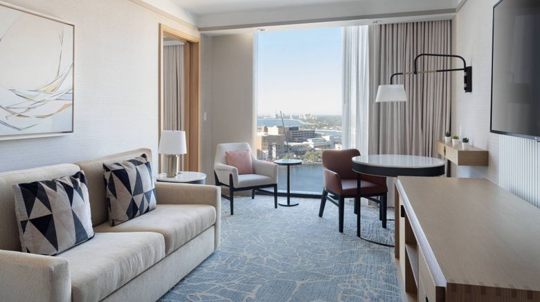 <b>JW Marriott Tampa Water Street Suite</b>. Images powered by <a href="https://www.leonardoworldwide.com/" title="Leonardo Worldwide" target="_blank">Leonardo</a>.