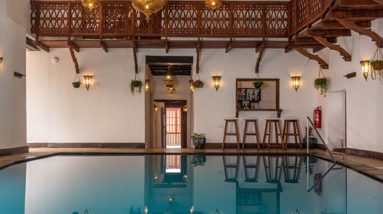 Turaco Spice Tree Pool