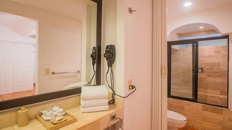 <b>One Beach Street Room</b>. Images powered by <a href="https://www.leonardoworldwide.com/" title="Leonardo Worldwide" target="_blank">Leonardo</a>.