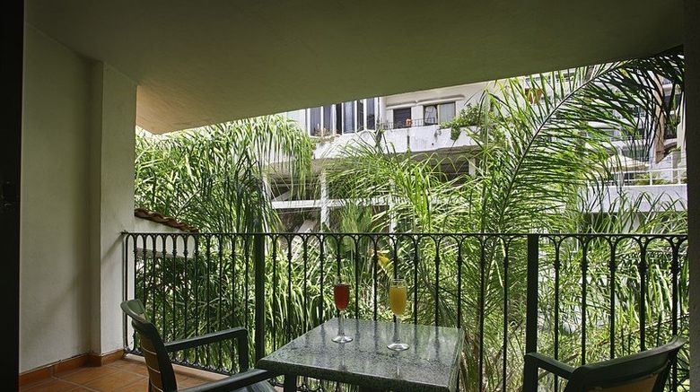 <b>One Beach Street Exterior</b>. Images powered by <a href="https://www.leonardoworldwide.com/" title="Leonardo Worldwide" target="_blank">Leonardo</a>.