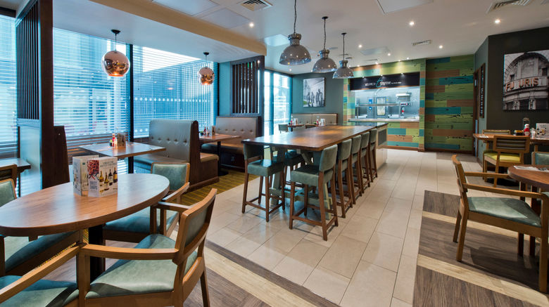 <b>Premier Inn Liverpool Lime St Restaurant</b>. Images powered by <a href="https://www.leonardoworldwide.com/" title="Leonardo Worldwide" target="_blank">Leonardo</a>.
