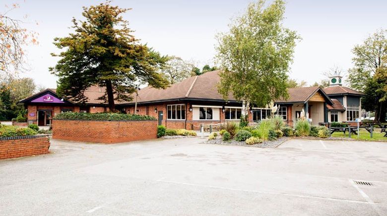 <b>Premier Inn Liverpool (West Derby) Exterior</b>. Images powered by <a href="https://www.leonardoworldwide.com/" title="Leonardo Worldwide" target="_blank">Leonardo</a>.