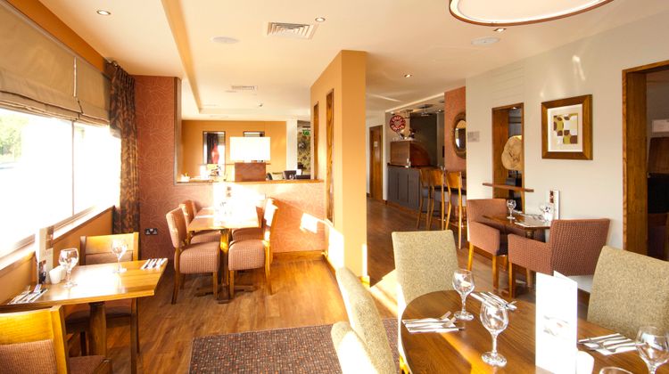 Premier Inn Liverpool JohnLennon Airport Restaurant