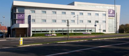 Premier Inn Liverpool JohnLennon Airport Exterior