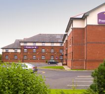 Premier Inn Livingston (M8/J3) Exterior