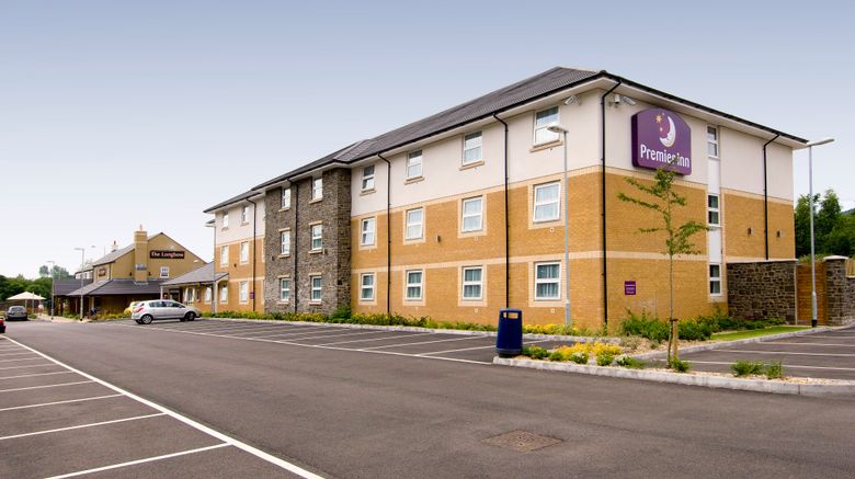 <b>Premier Inn Llantrisant Exterior</b>. Images powered by <a href="https://www.leonardoworldwide.com/" title="Leonardo Worldwide" target="_blank">Leonardo</a>.
