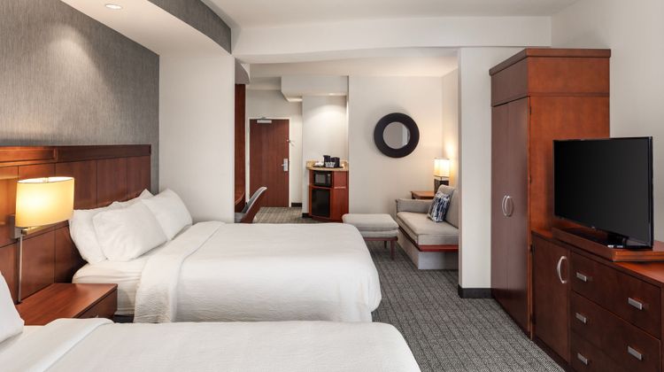 Courtyard Mankato Marriott Suite