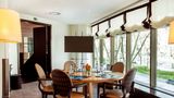 <b>Sofitel Lisbon Liberdade Meeting</b>. Images powered by <a href=https://www.travelagewest.com/Hotels/Lisbon/