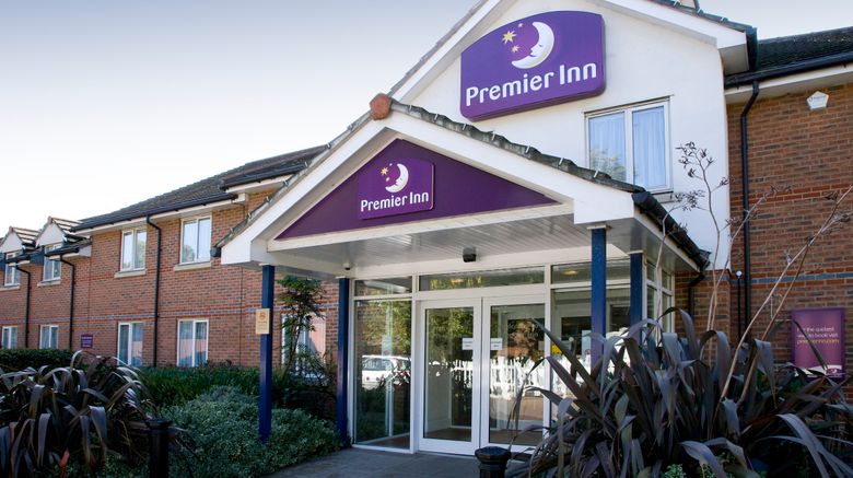 <b>Premier Inn Loughton/Buckhurst Hill Exterior</b>. Images powered by <a href="https://www.leonardoworldwide.com/" title="Leonardo Worldwide" target="_blank">Leonardo</a>.