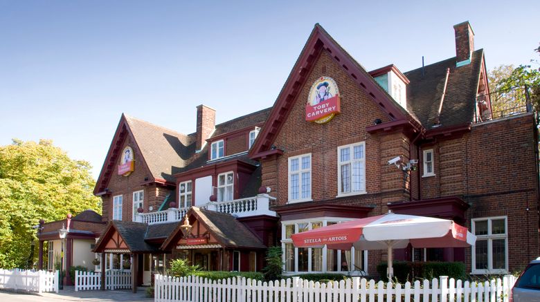 <b>Premier Inn Loughton/Buckhurst Hill Exterior</b>. Images powered by <a href="https://www.leonardoworldwide.com/" title="Leonardo Worldwide" target="_blank">Leonardo</a>.