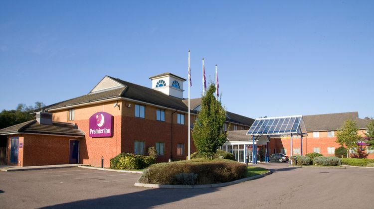 Premier Inn Luton South (M1, J9) Exterior