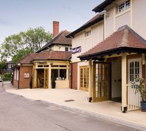 Premier Inn Lymington (N. Forest Hordle) Exterior