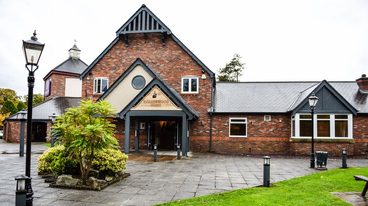 Premier Inn Macclesfield North Exterior