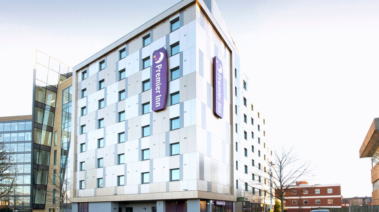 <b>Premier Inn Maidenhead Town Centre Exterior</b>. Images powered by <a href="https://www.leonardoworldwide.com/" title="Leonardo Worldwide" target="_blank">Leonardo</a>.
