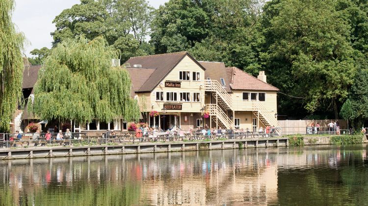 Premier Inn Maidstone (Sandling) Exterior