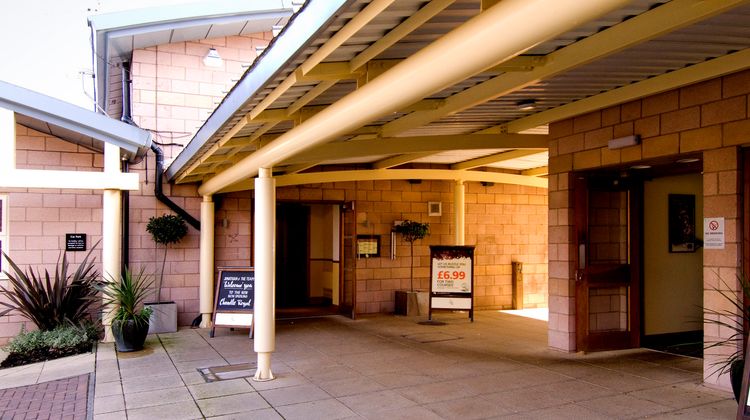 Premier Inn Manchester (Cheadle) Exterior