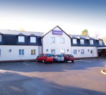 Premier Inn Manchester (Handforth) Exterior