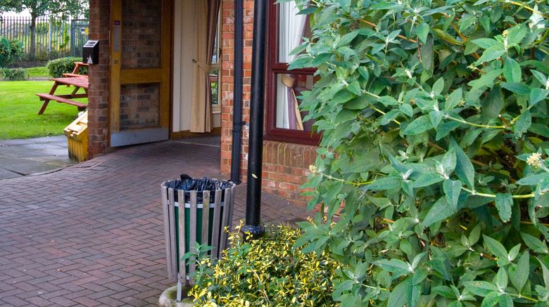 <b>Premier Inn Manchester (Denton) Exterior</b>. Images powered by <a href="https://www.leonardoworldwide.com/" title="Leonardo Worldwide" target="_blank">Leonardo</a>.