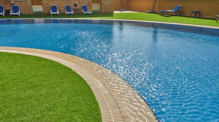 Millennium Hotel & Convention Centre Pool