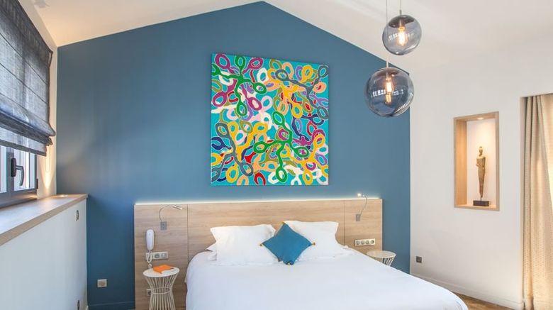 <b>Hotel de France Suite</b>. Images powered by <a href="https://www.leonardoworldwide.com/" title="Leonardo Worldwide" target="_blank">Leonardo</a>.