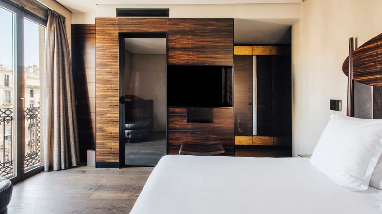 <b>Hotel Bagues Room</b>. Images powered by <a href=https://www.travelagewest.com/Hotels/Barcelona/