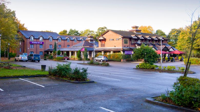 <b>Premier Inn Manchester (Wilmslow) Exterior</b>. Images powered by <a href="https://www.leonardoworldwide.com/" title="Leonardo Worldwide" target="_blank">Leonardo</a>.