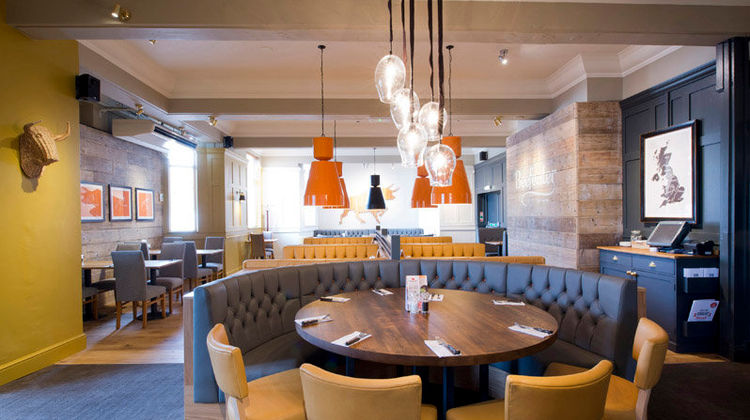 Premier Inn Manchester Airport Heald Gn Restaurant