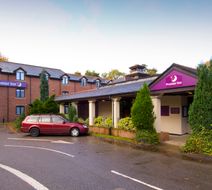 Premier Inn Manchester (Wilmslow) Exterior