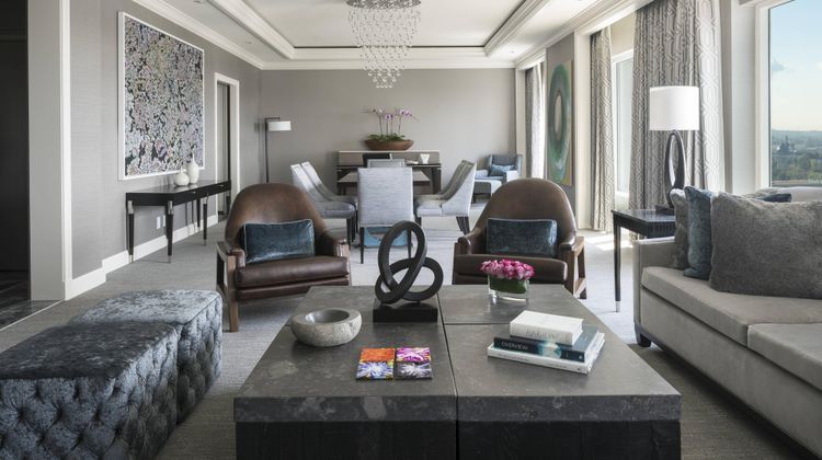 The Ritz-Carlton, Cleveland Suite