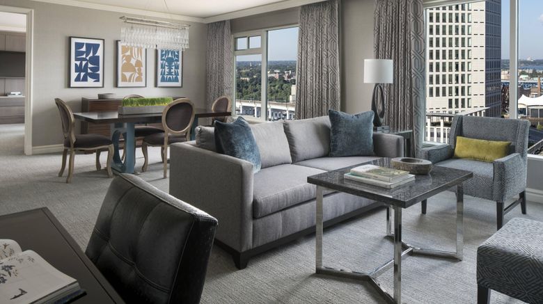 <b>The Ritz-Carlton, Cleveland Room</b>. Images powered by <a href="https://www.leonardoworldwide.com/" title="Leonardo Worldwide" target="_blank">Leonardo</a>.