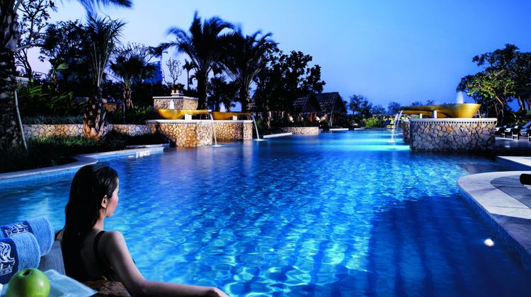 The Ritz-Carlton Jakarta, Mega Kuningan Recreation