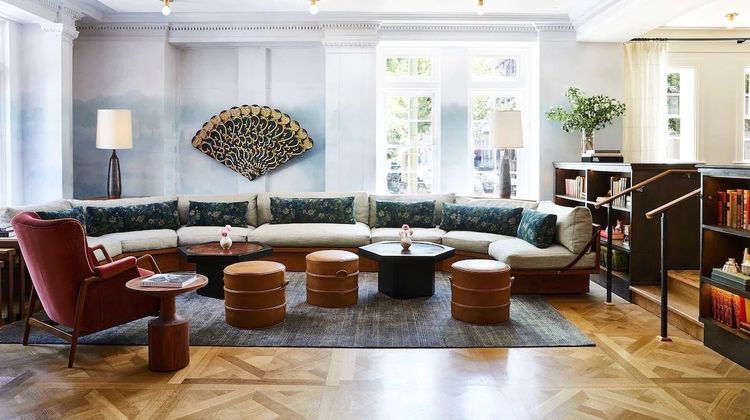 Hotel Revival Baltimore Lobby
