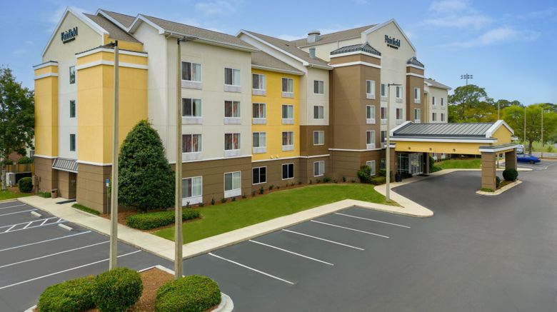 <b>Fairfield Inn/Suites Fort Walton Beach Exterior</b>. Images powered by <a href="https://www.leonardoworldwide.com/" title="Leonardo Worldwide" target="_blank">Leonardo</a>.