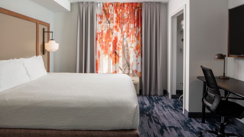 <b>Fairfield Inn/Suites Fort Walton Beach Suite</b>. Images powered by <a href="https://www.leonardoworldwide.com/" title="Leonardo Worldwide" target="_blank">Leonardo</a>.