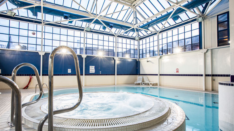 Holiday Inn Pool