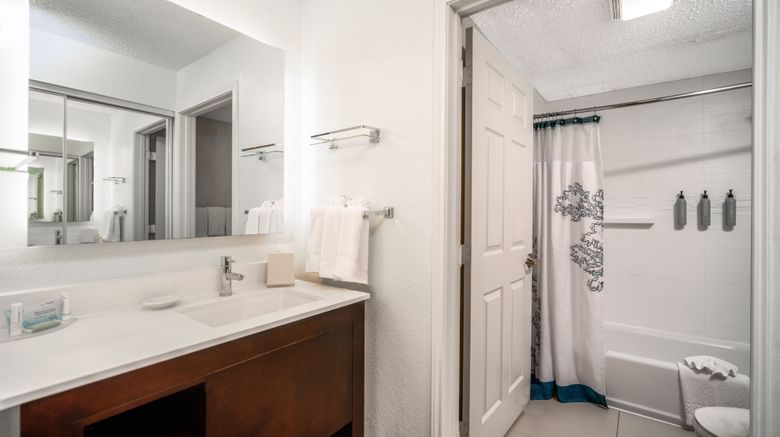 <b>Residence Inn by Marriott McAllen Room</b>. Images powered by <a href="https://www.leonardoworldwide.com/" title="Leonardo Worldwide" target="_blank">Leonardo</a>.