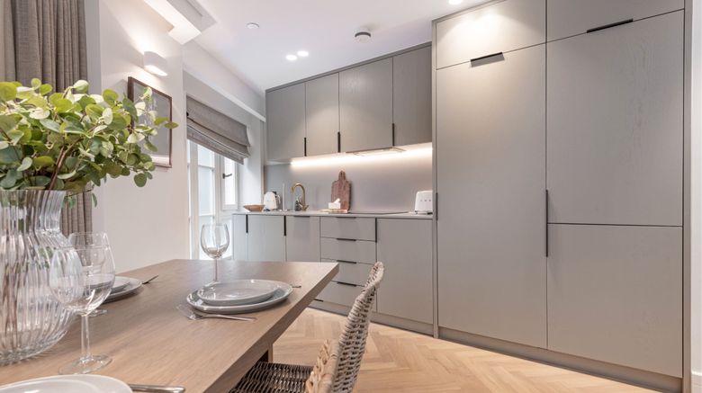 <b>Covent Garden Piazza by Stayo Lobby</b>. Images powered by <a href="https://www.leonardoworldwide.com/" title="Leonardo Worldwide" target="_blank">Leonardo</a>.