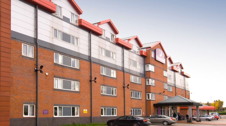 <b>Premier Inn Manchester Old Trafford Exterior</b>. Images powered by <a href="https://www.leonardoworldwide.com/" title="Leonardo Worldwide" target="_blank">Leonardo</a>.