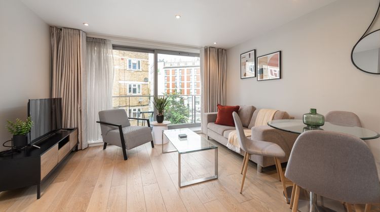 Stayo Southbank Room