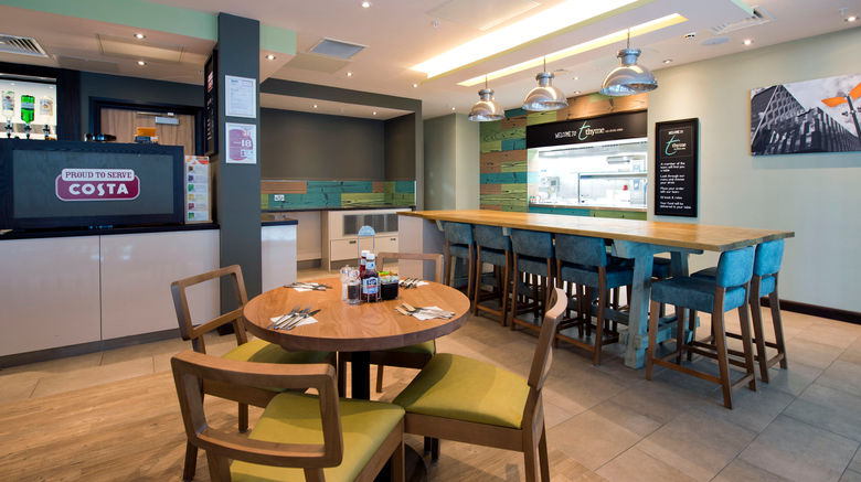 <b>Premier Inn Manchester Salford MediaCity Restaurant</b>. Images powered by <a href="https://www.leonardoworldwide.com/" title="Leonardo Worldwide" target="_blank">Leonardo</a>.