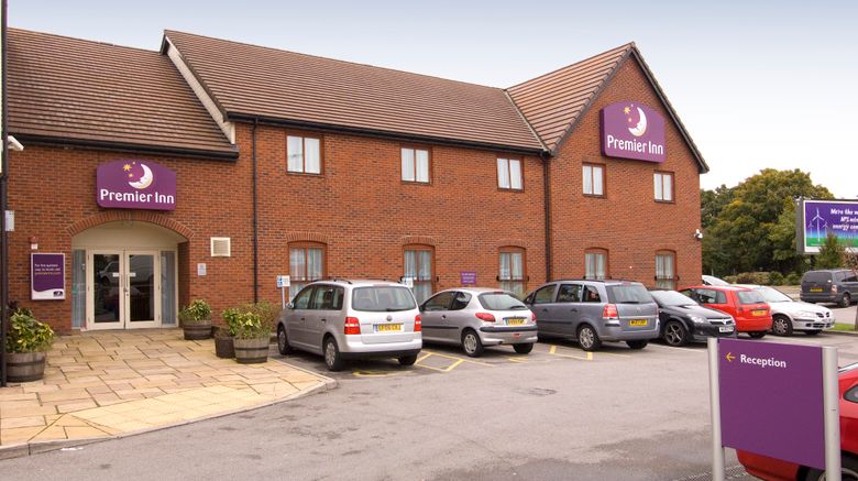 <b>Premier Inn Manchester Trafford Centre N Exterior</b>. Images powered by <a href="https://www.leonardoworldwide.com/" title="Leonardo Worldwide" target="_blank">Leonardo</a>.